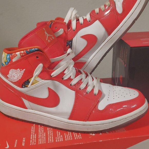 Size 11 - Air Jordan 1 SE Mid Barcelona Sweater, Perfect For Christmas Lovers - Picture 4 of 11